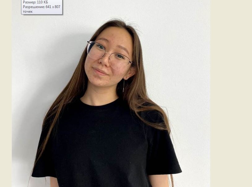 Выпускница 11 класса школы поселка Алгайский Камилла Утешева сдала ЕГЭ по химии на 100 баллов